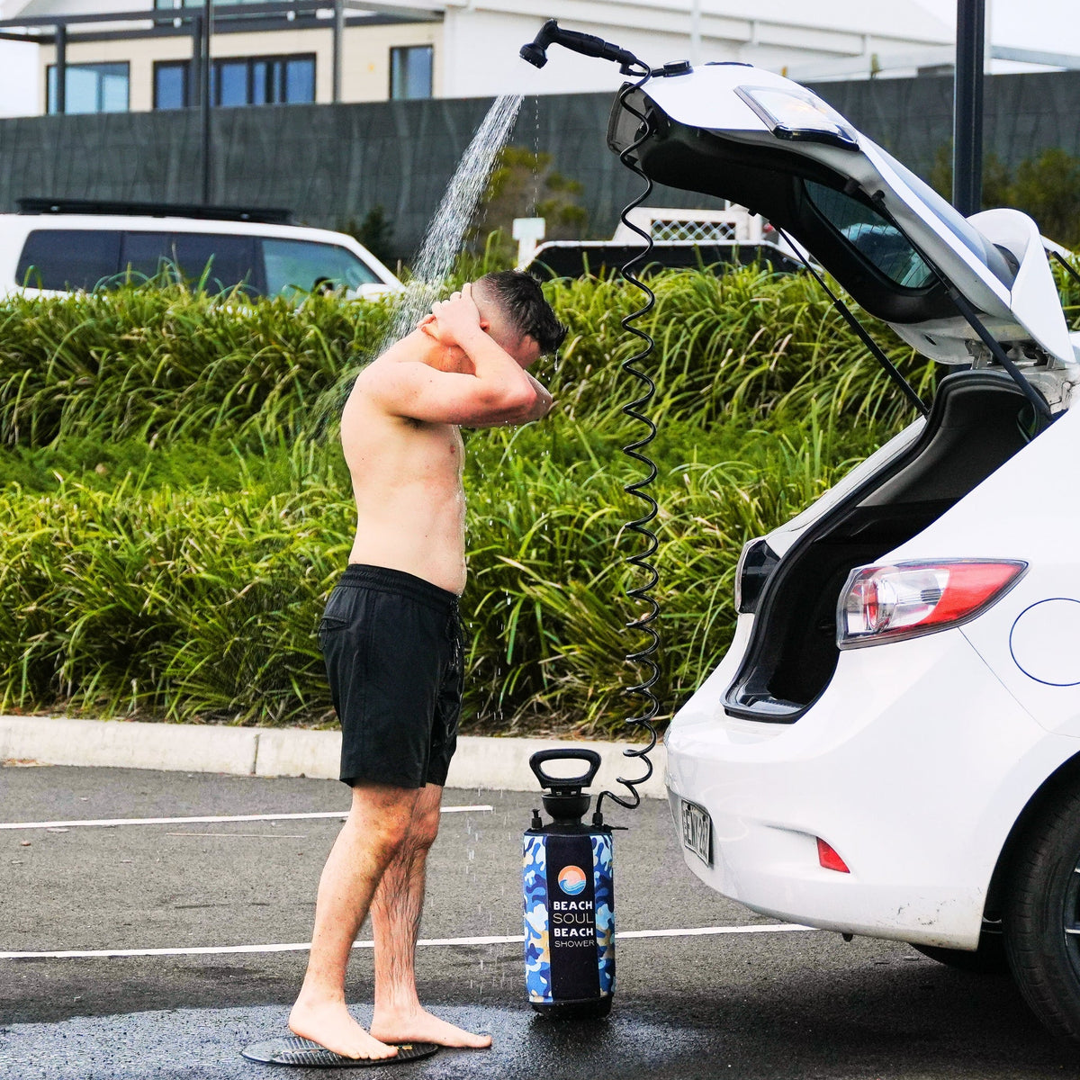 Portable Shower Chill Chameleon 8L