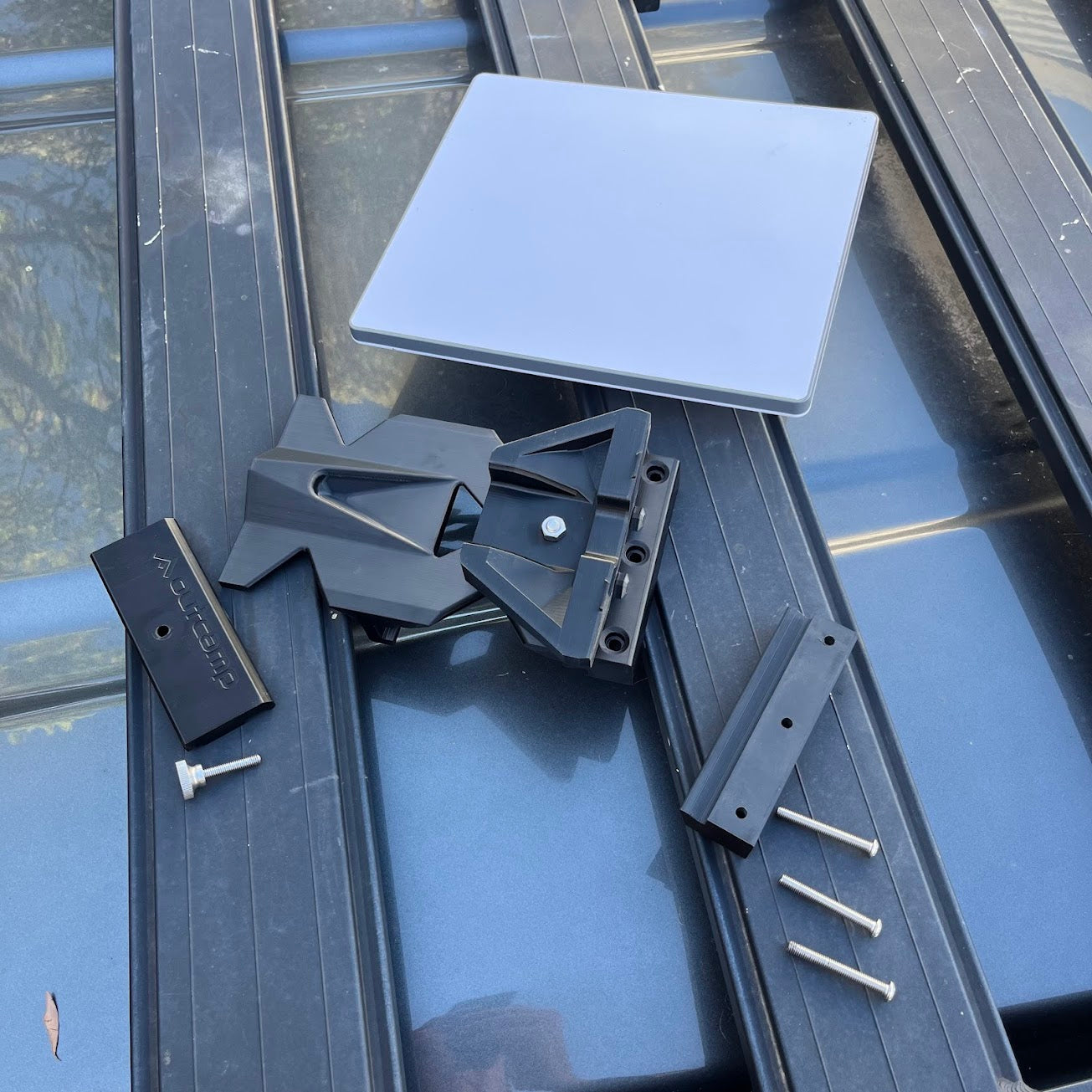 Outcamp ARB Base Rack Mount for Starlink Mini