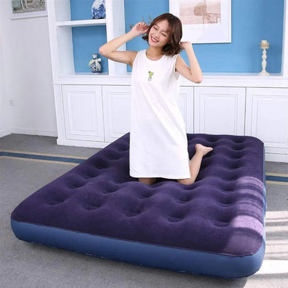King Size Inflatable Airbed with Built-In Pump